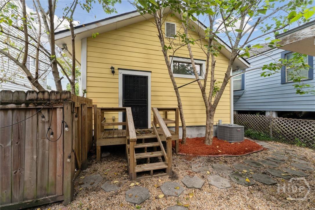 Savannah, GA 31401,1106 E Broad ST