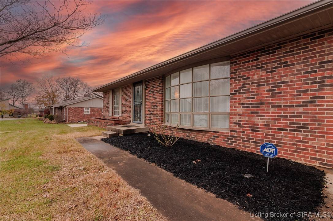 Jeffersonville, IN 47130,1406 Blackwood CT