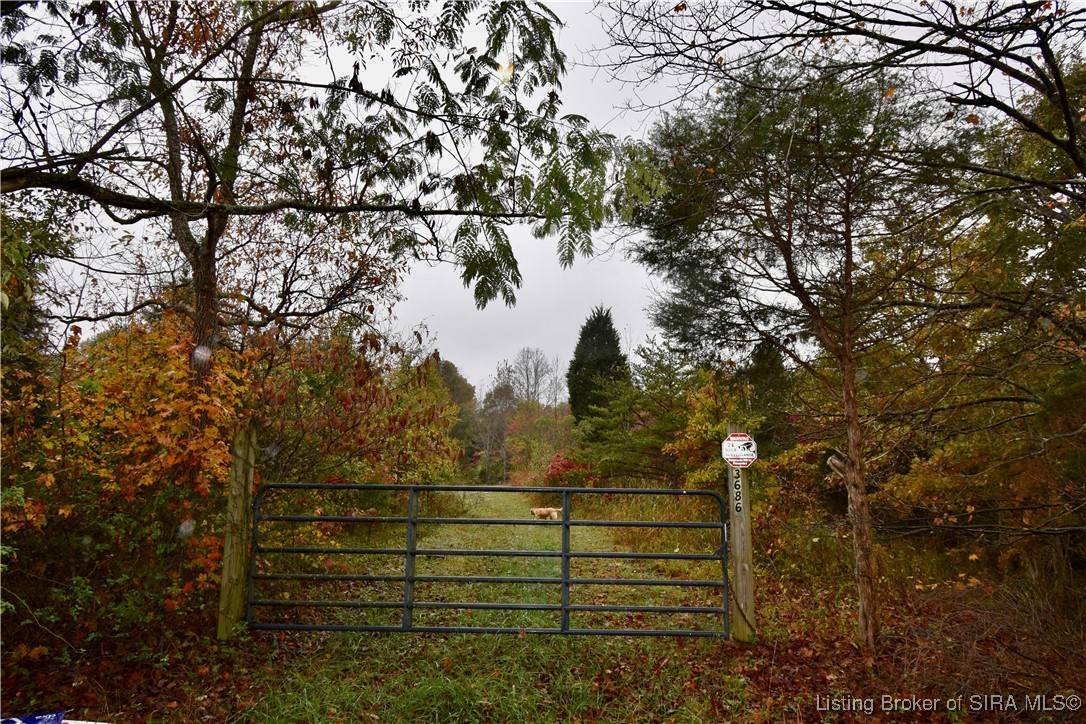 English, IN 47118,3686 S Hatfield RD