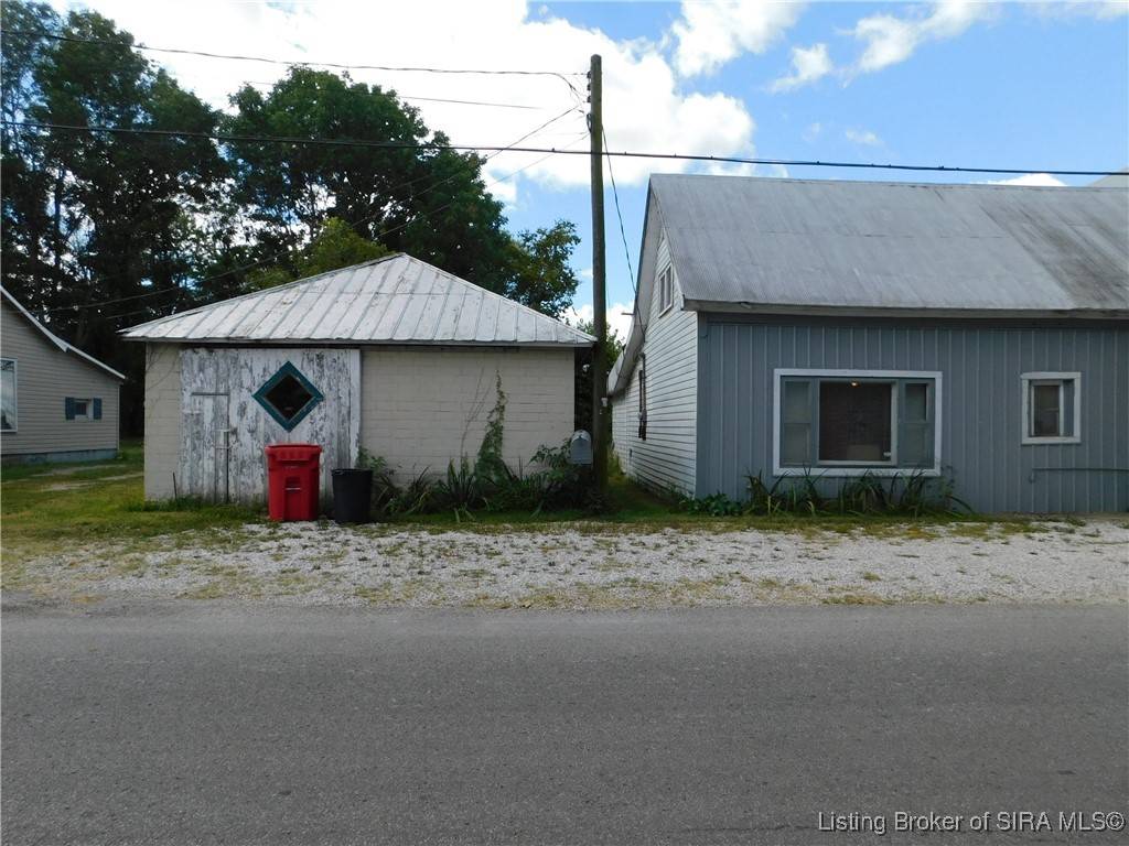 Salem, IN 47167,4313 E Canton RD
