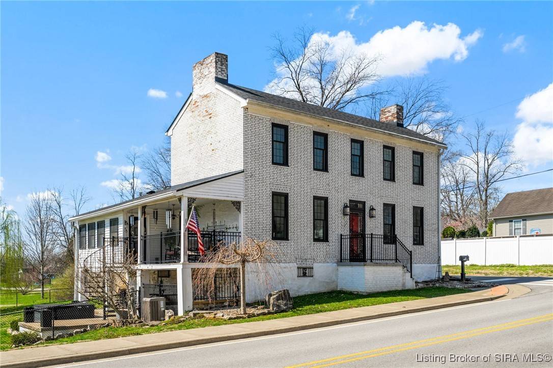 Jeffersonville, IN 47130,409 Mulberry ST