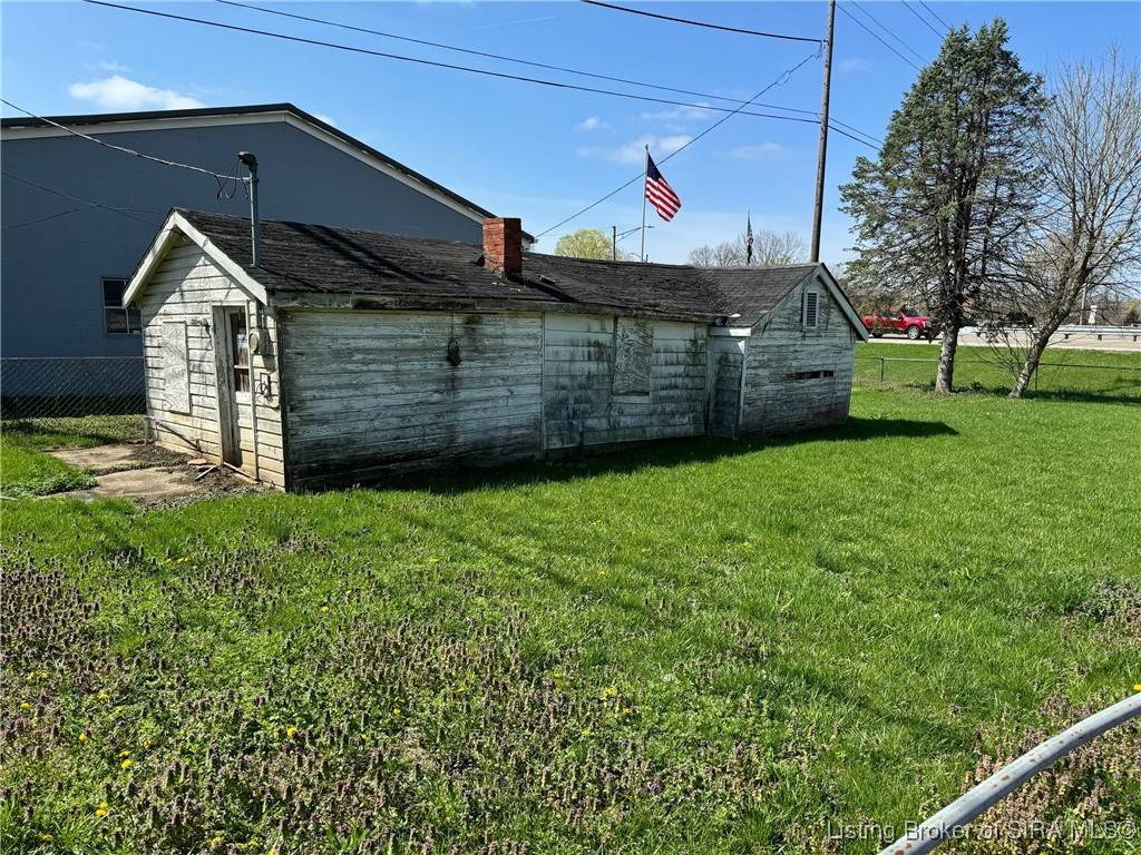 Madison, IN 47250,801 Gerry LN