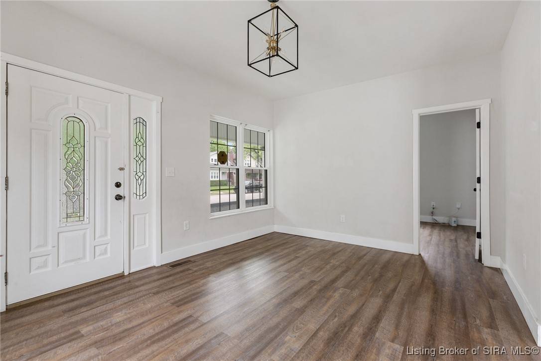 New  Albany, IN 47150,2215 Reno AVE