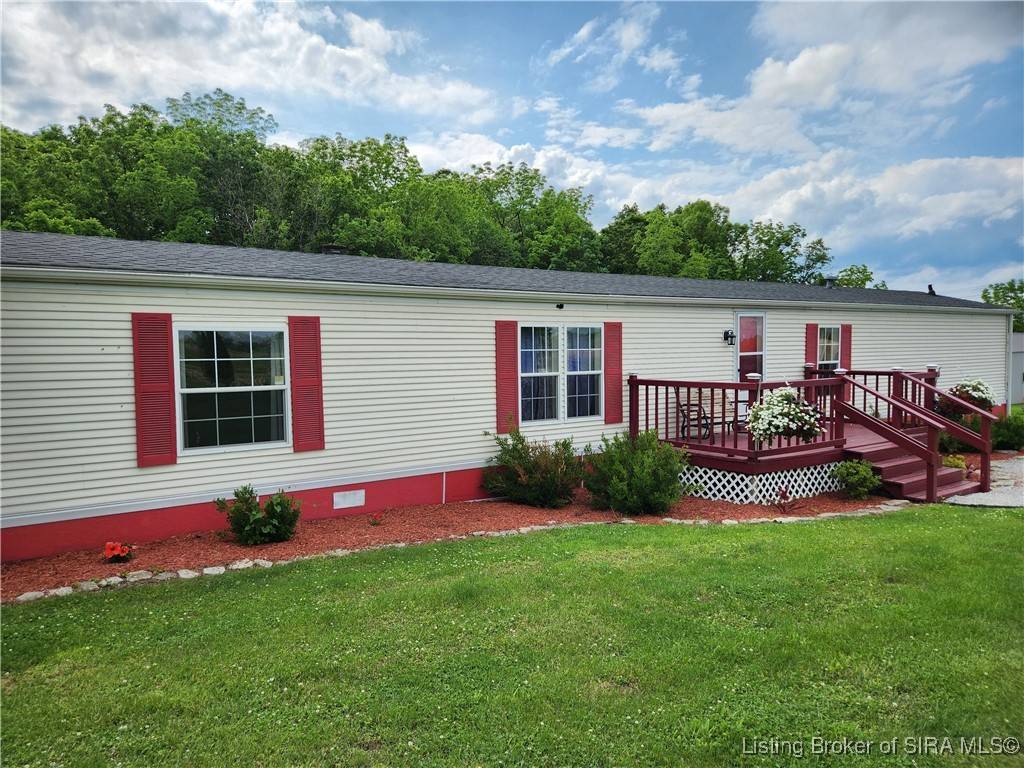 Lexington, IN 47138,411 N 900 W