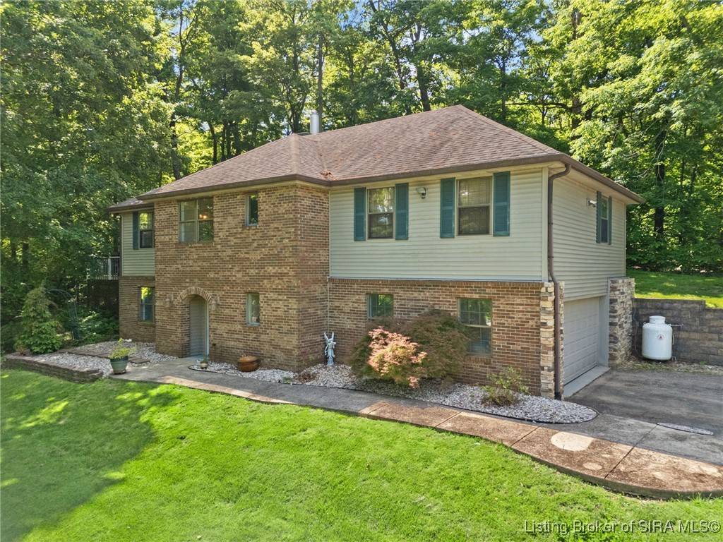 Lanesville, IN 47136,6007 Hickory WAY