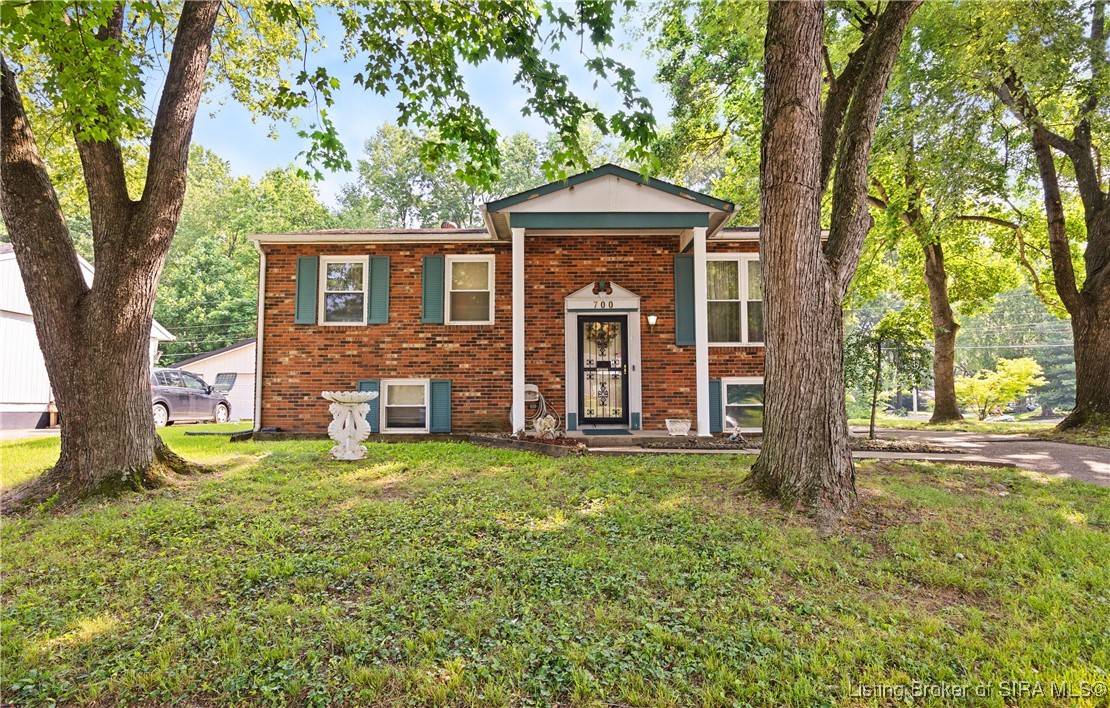 Jeffersonville, IN 47130,700 Webster BLVD