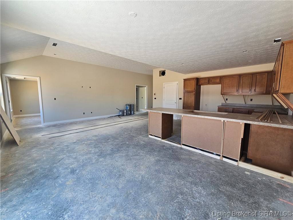 New  Salisbury, IN 47161,8160 Timber LN NE #404
