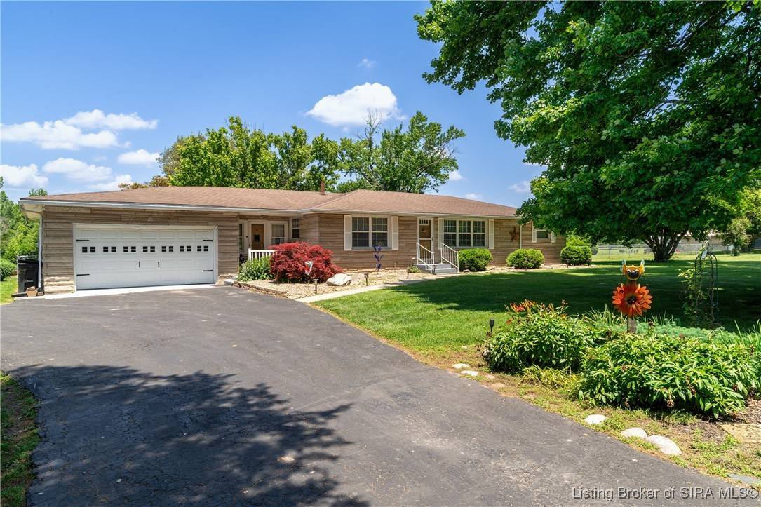 Scottsburg, IN 47170,904 W Hancock RD