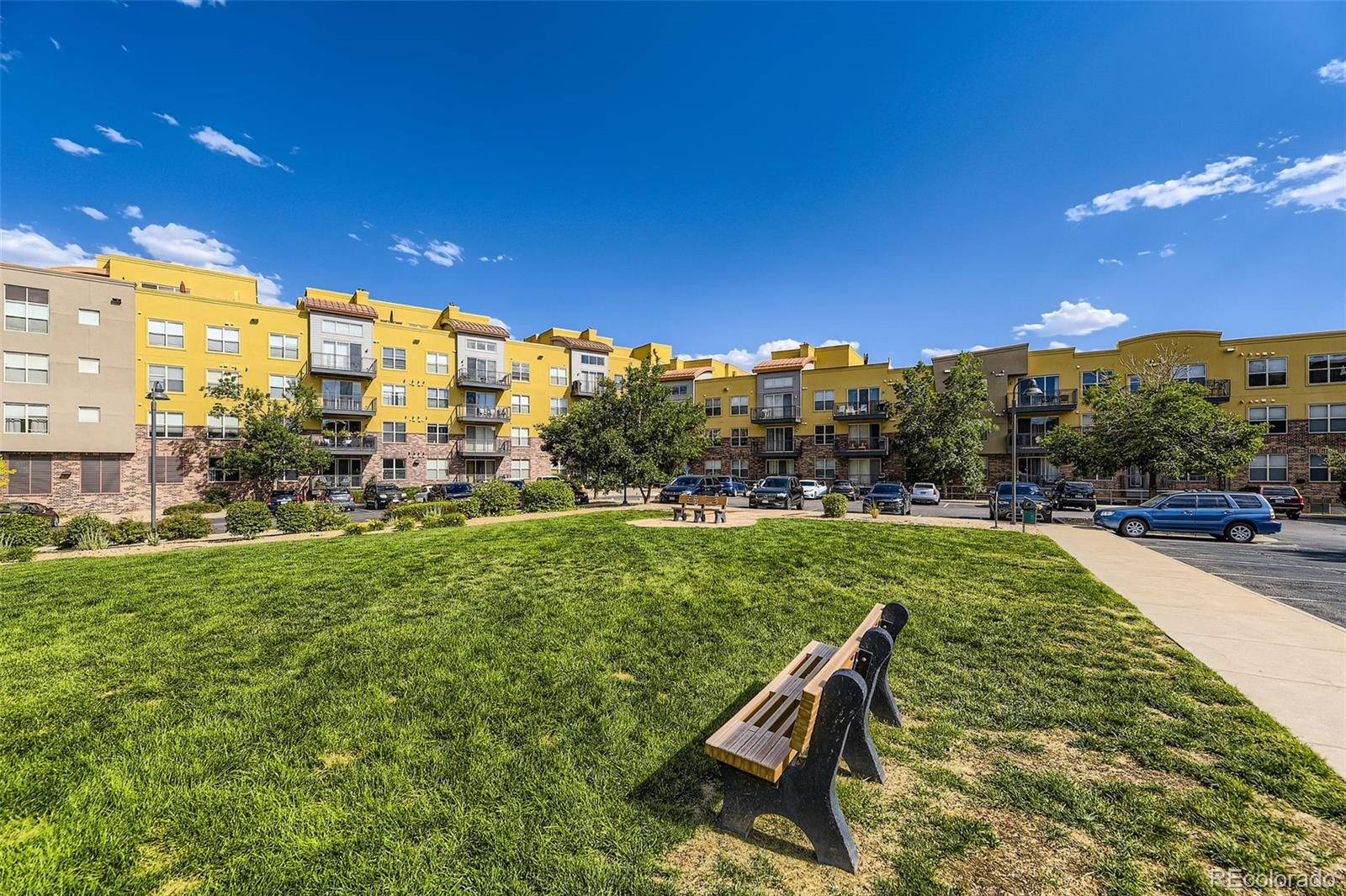 Englewood, CO 80112,9019 E Panorama CIR #D218