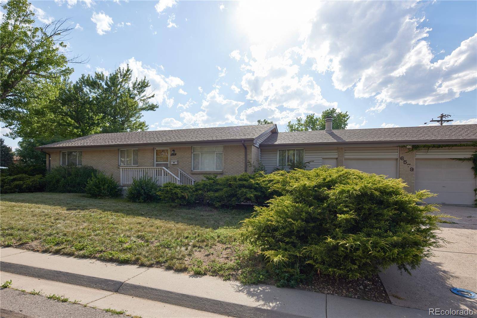 Centennial, CO 80121,6579 S Lincoln ST