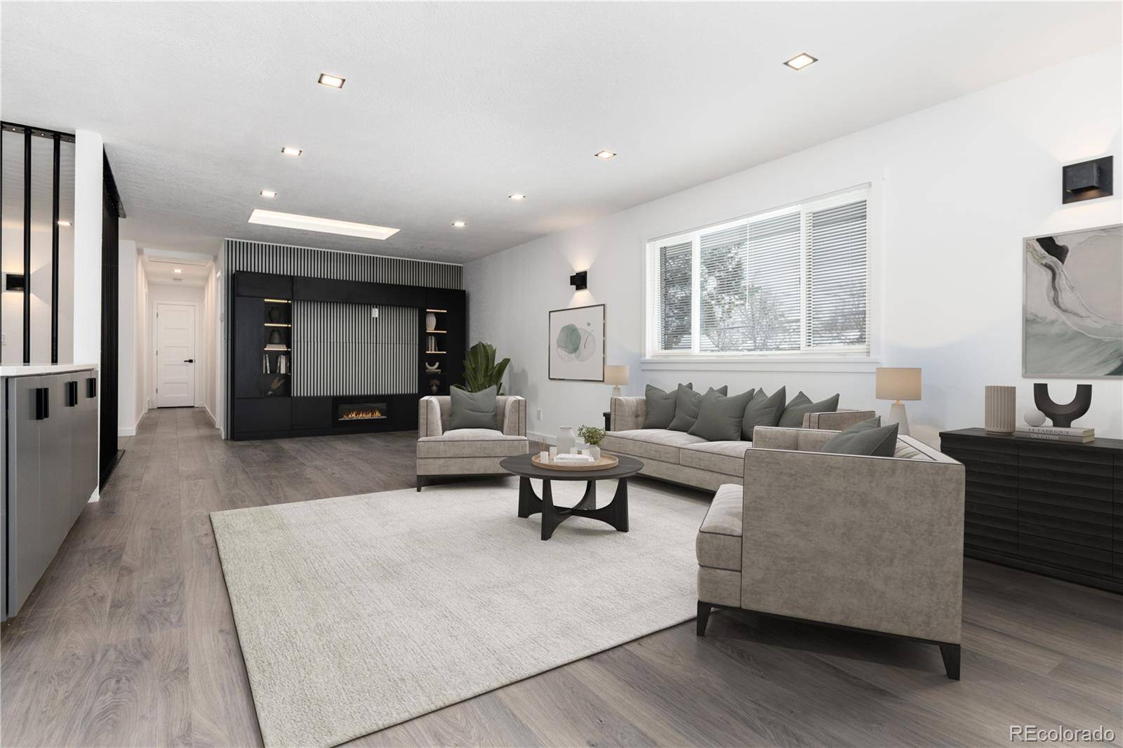 Centennial, CO 80121,5886 S Logan ST