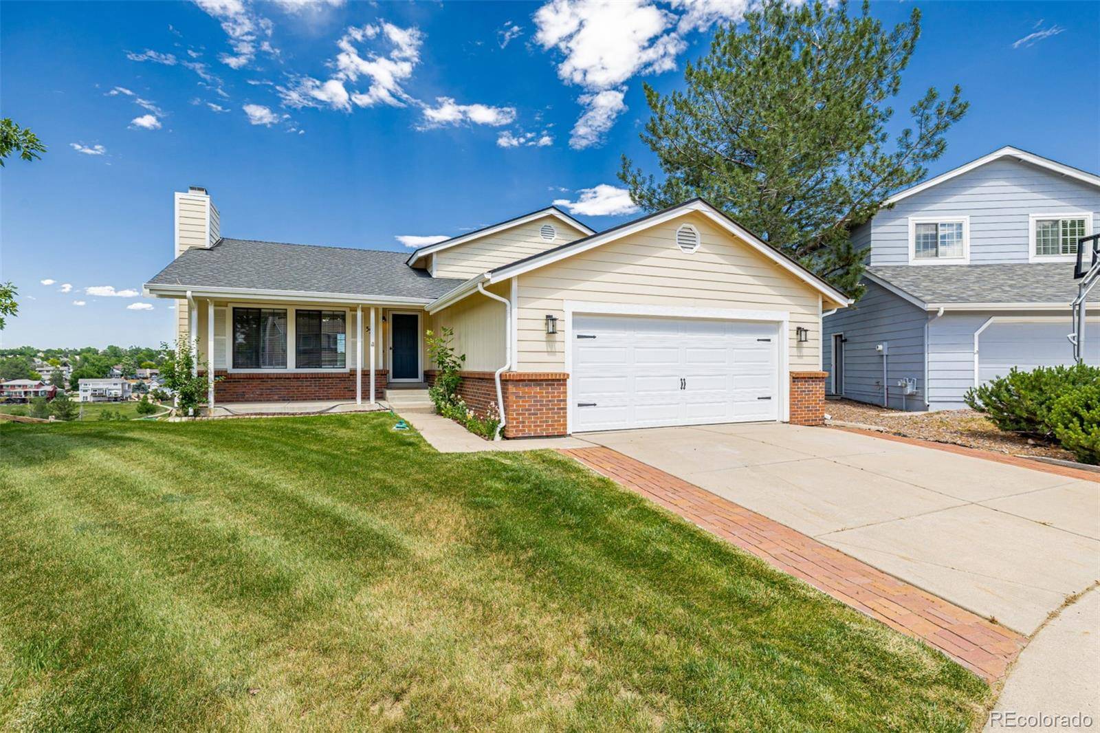 Highlands Ranch, CO 80126,551 Snowy Owl PL