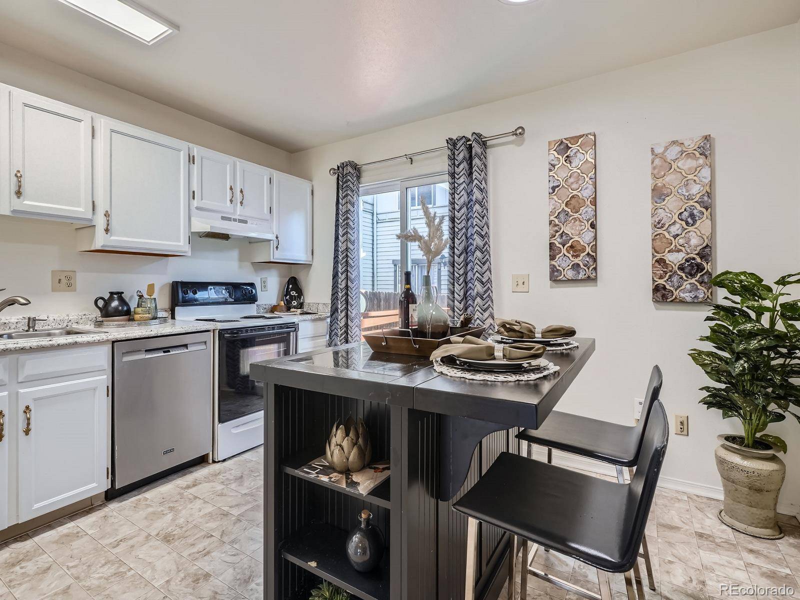 Aurora, CO 80013,17681 E Loyola DR #E