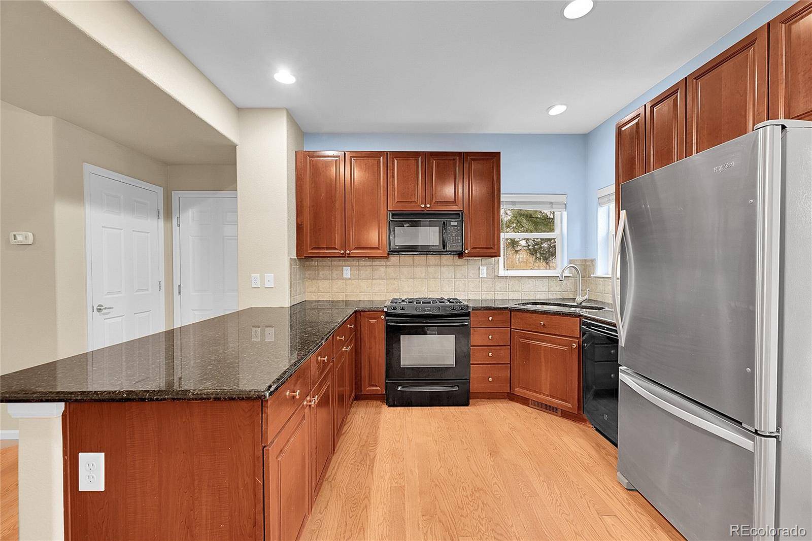 Longmont, CO 80504,2233 Watersong CIR