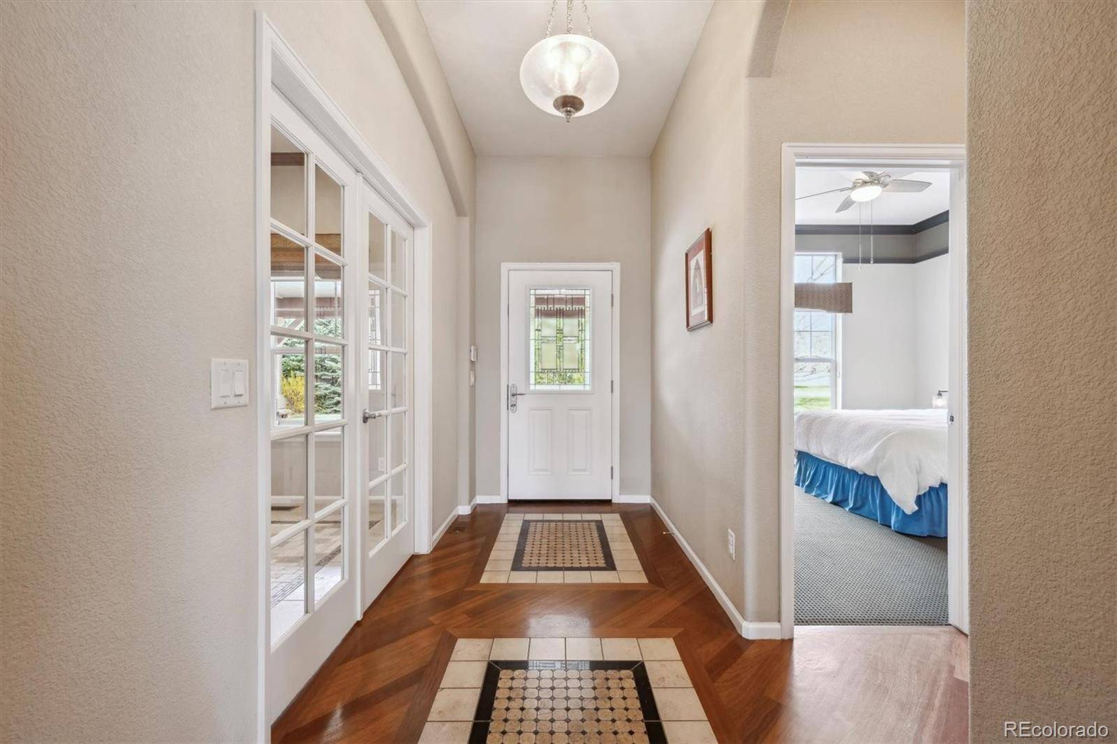 Golden, CO 80403,5810 Moss CT