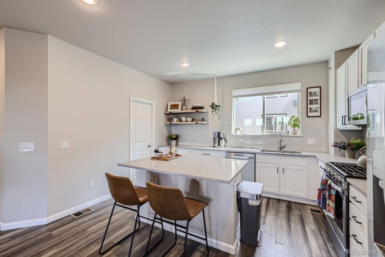 Lakewood, CO 80215,9490 W 14th AVE #3
