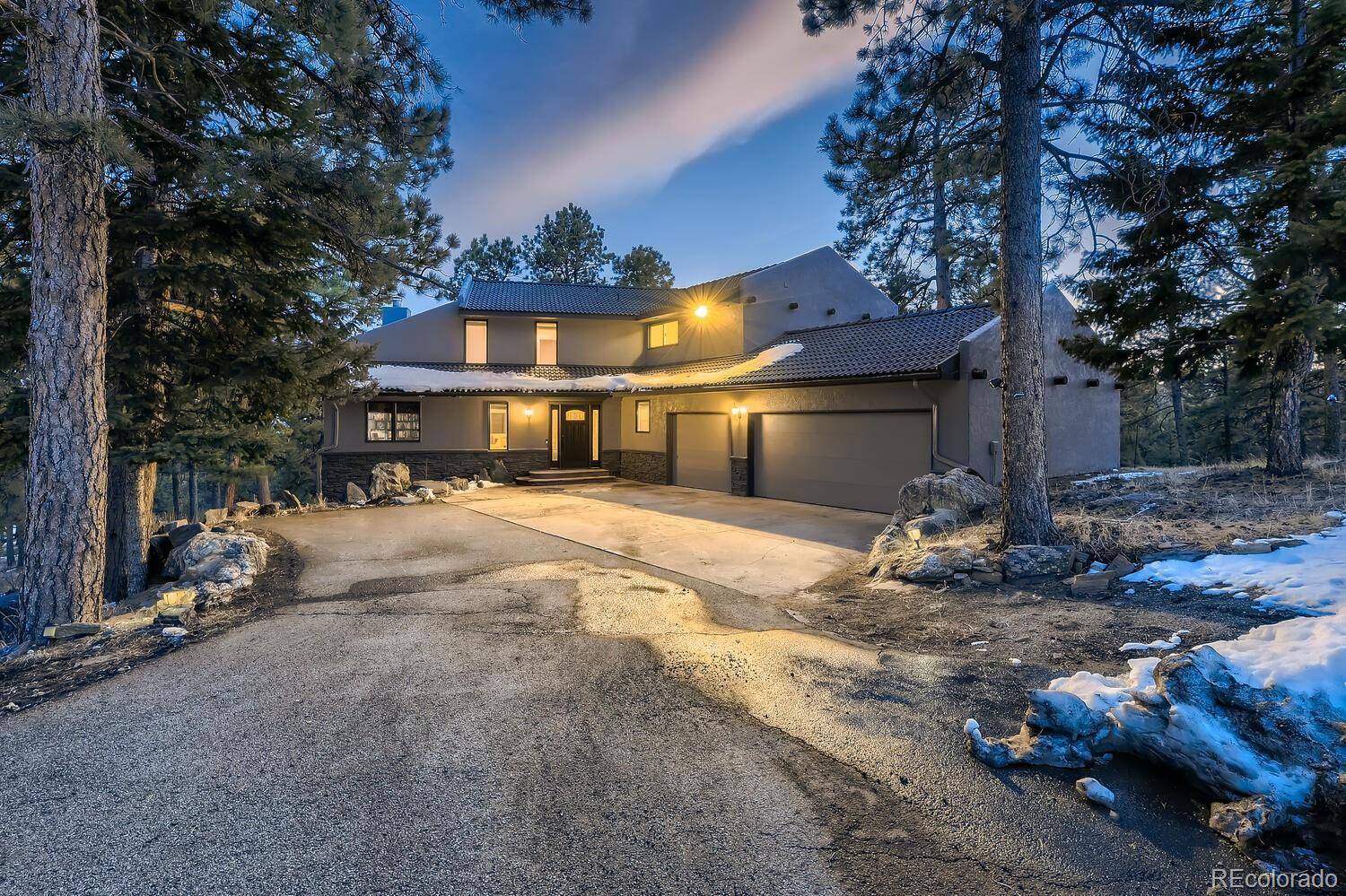 Golden, CO 80401,28646 Summit Ranch DR