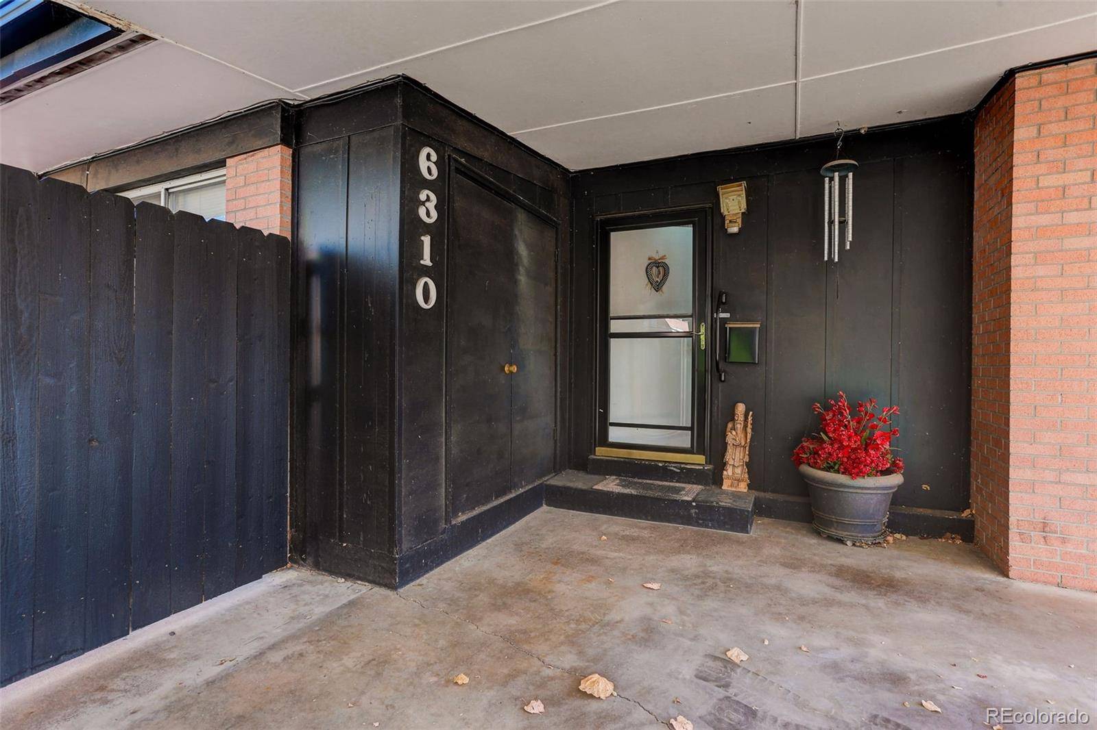 Littleton, CO 80120,6310 S Greenwood ST