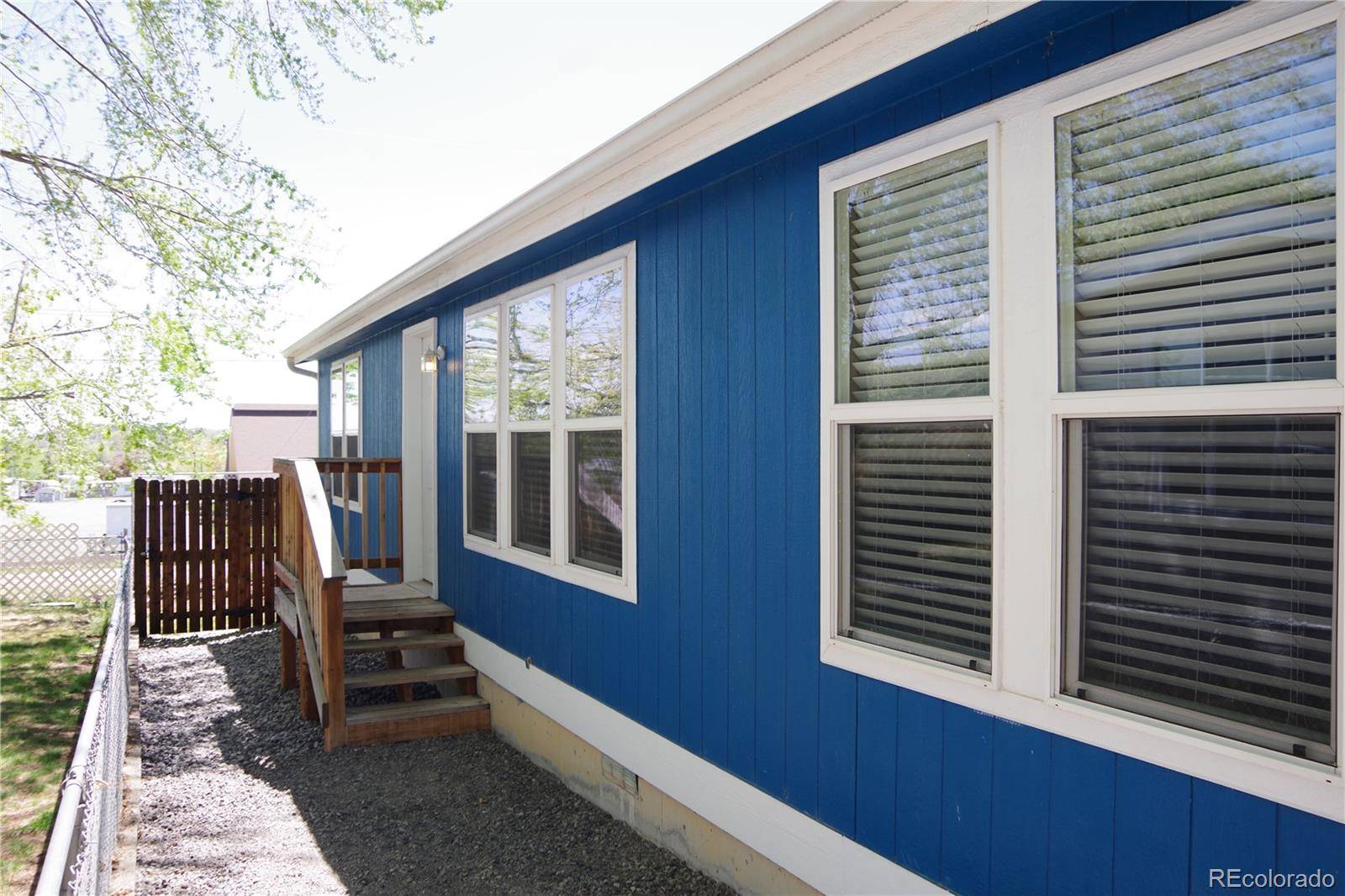 Cedaredge, CO 81413,179 13th AVE