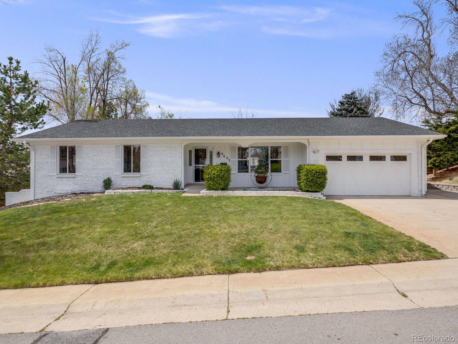 Centennial, CO 80122,6863 S Detroit CIR