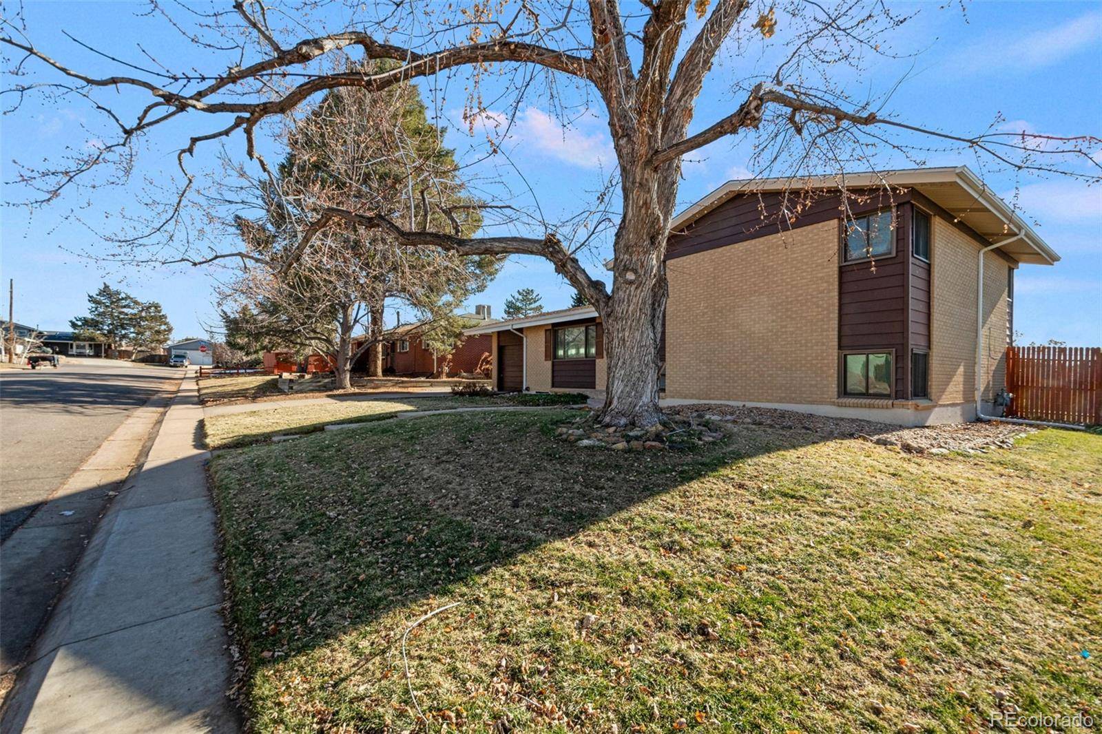Centennial, CO 80112,8510 E Davies PL
