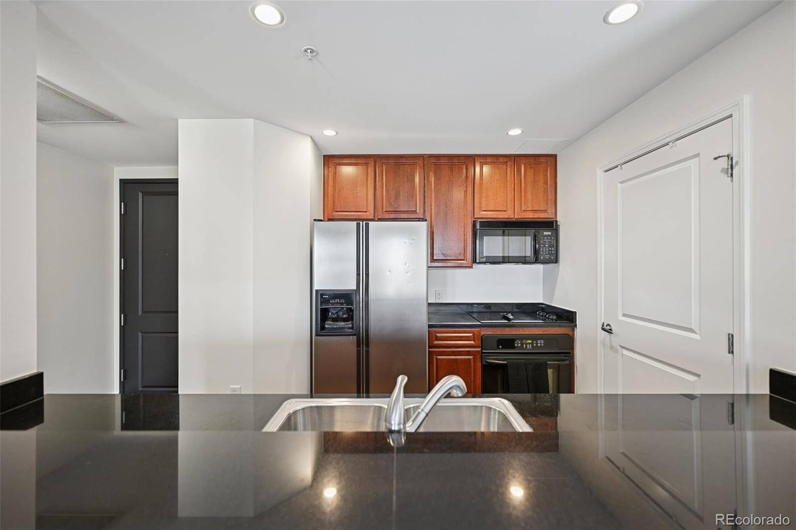 Denver, CO 80203,975 N Lincoln ST #10A