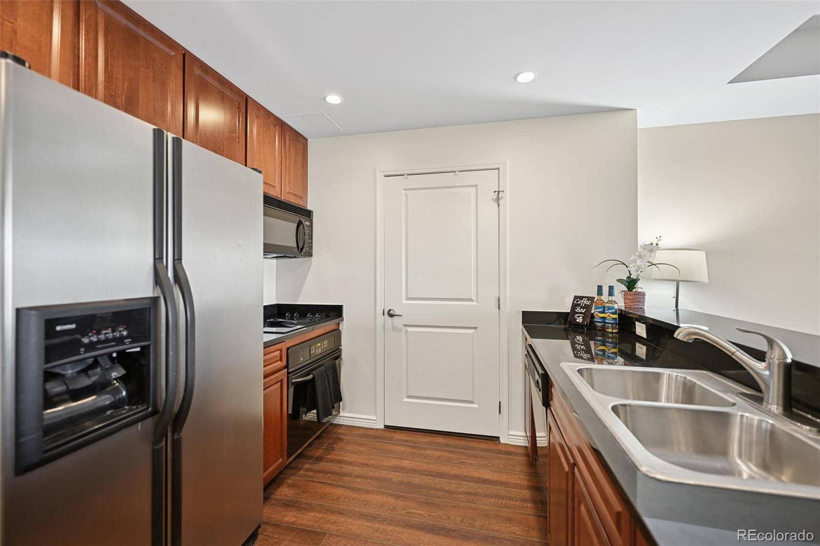 Denver, CO 80203,975 N Lincoln ST #10A