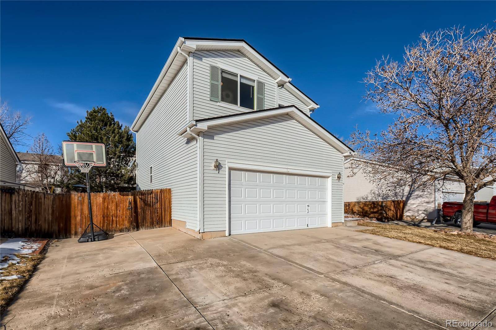 Littleton, CO 80125,8131 Maple DR