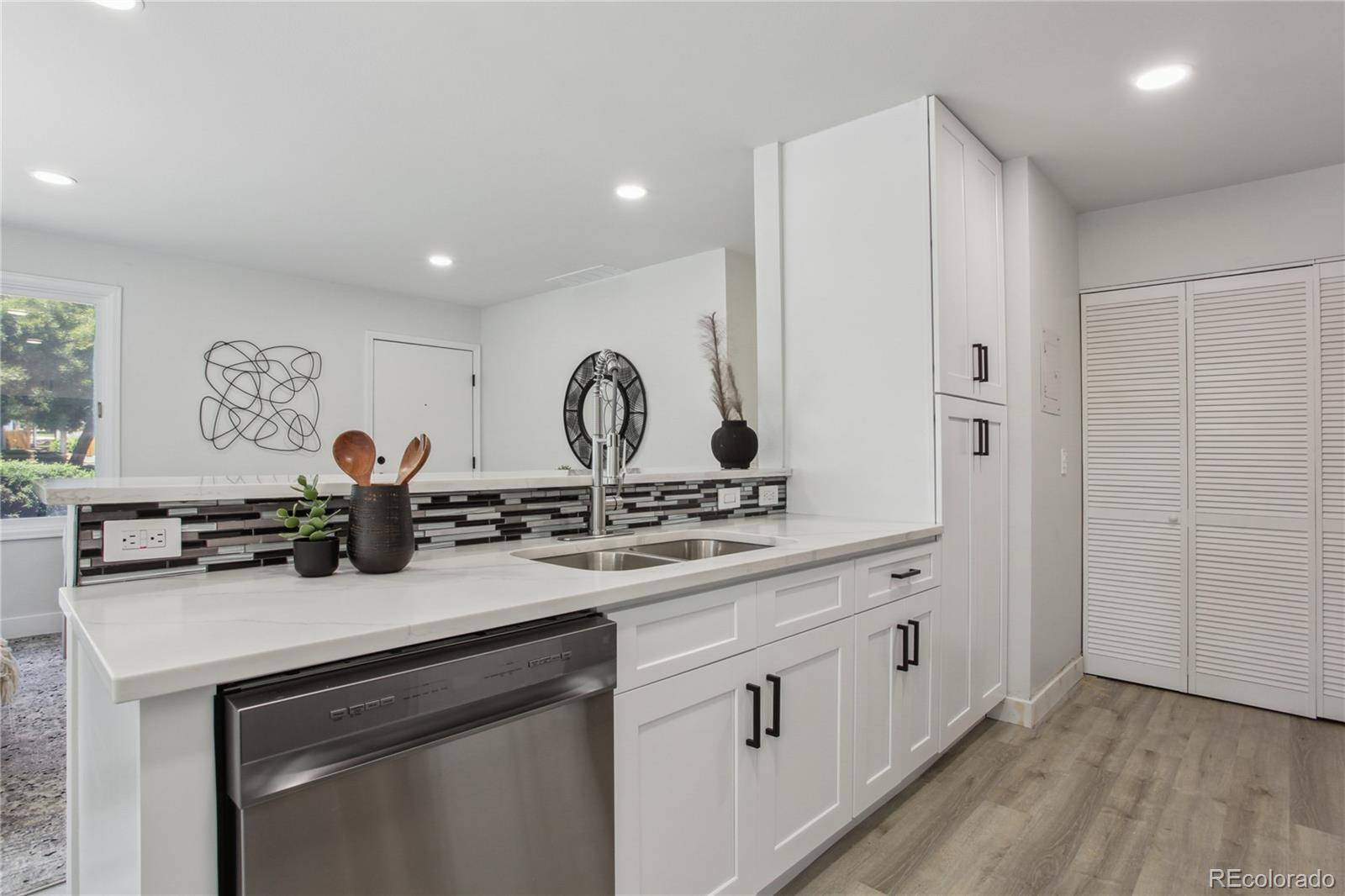 Arvada, CO 80003,7970 Chase CIR #85