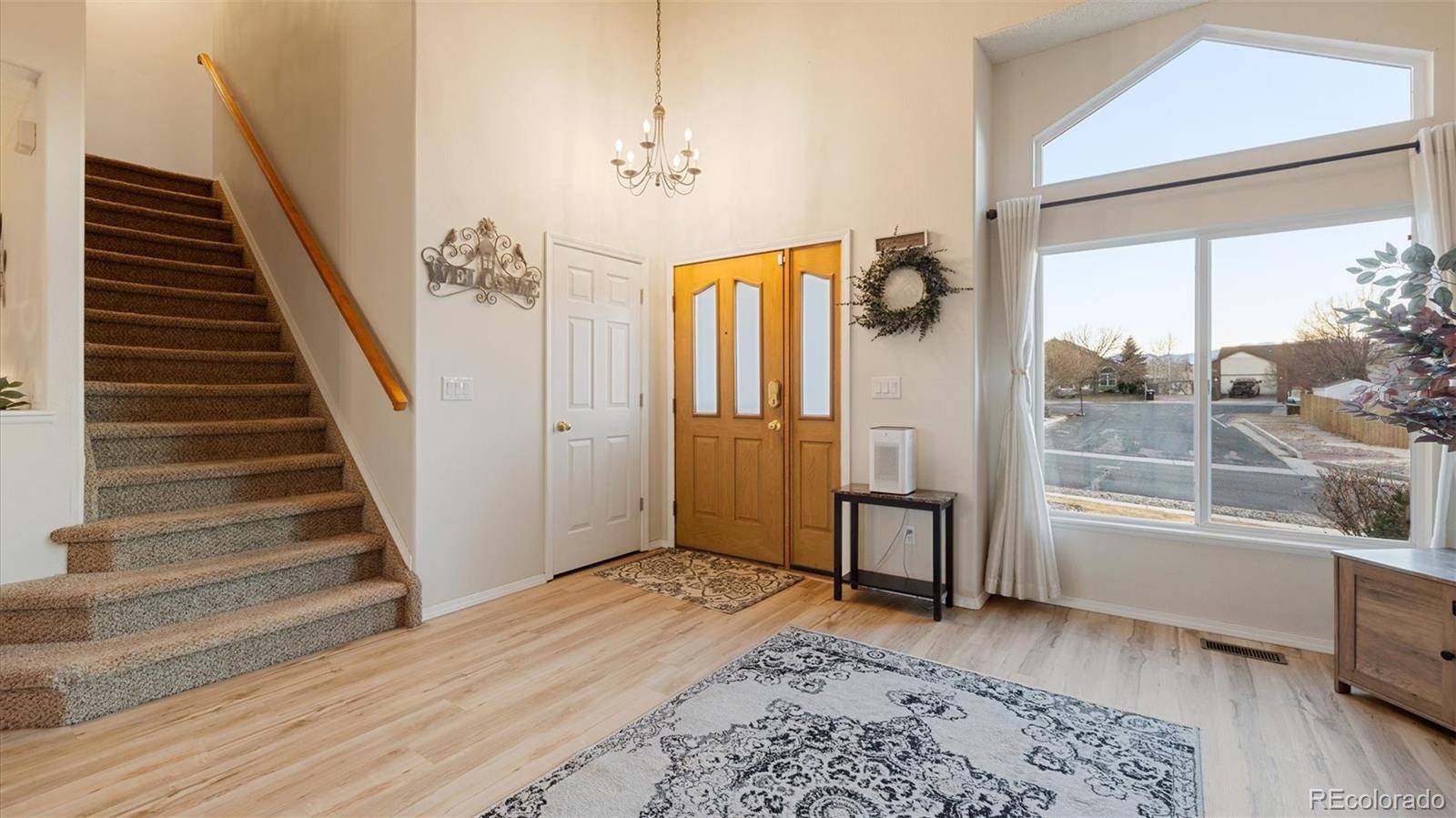 Colorado Springs, CO 80923,5963 Leather DR