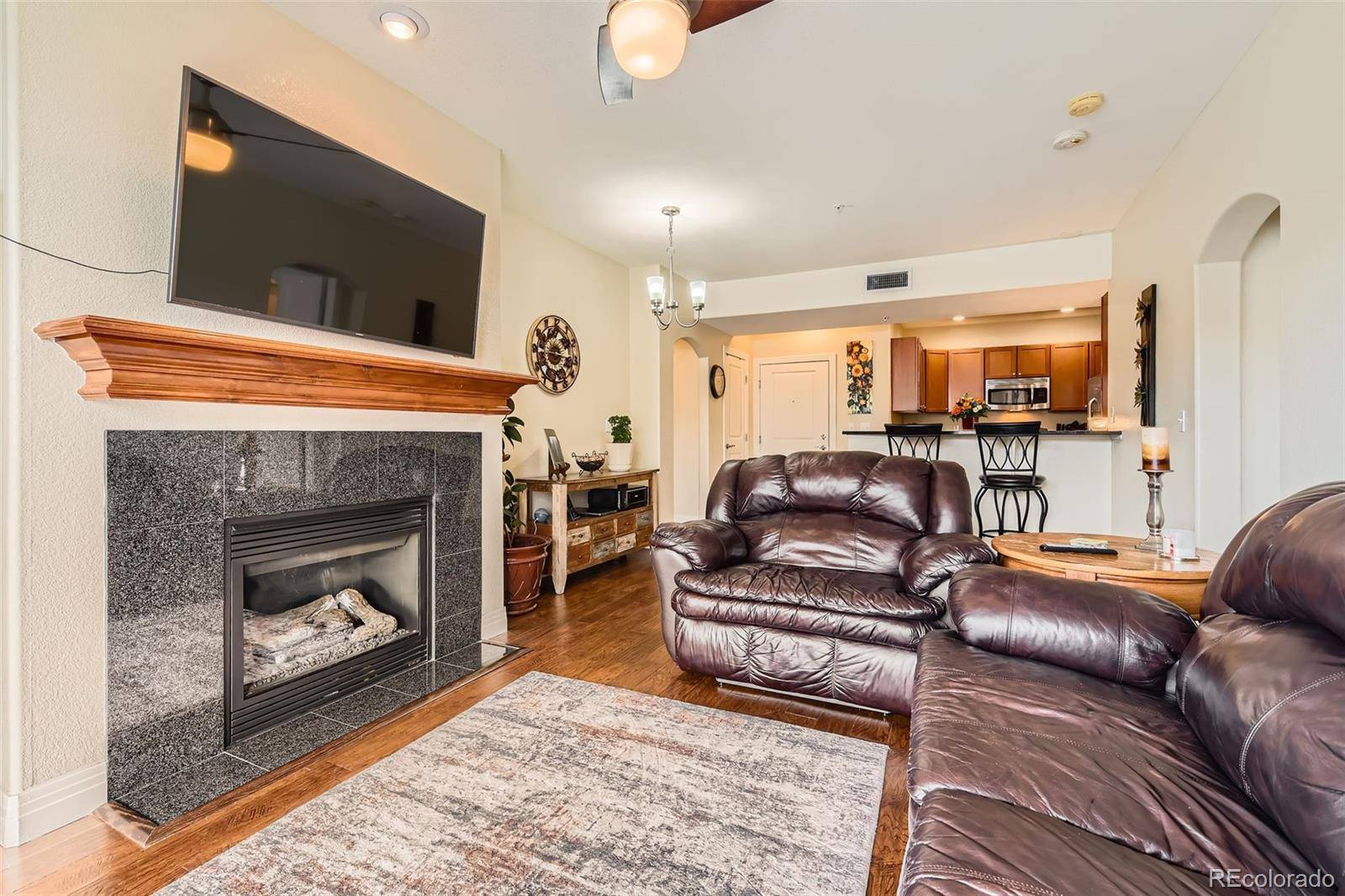 Englewood, CO 80112,9019 E Panorama CIR #D207
