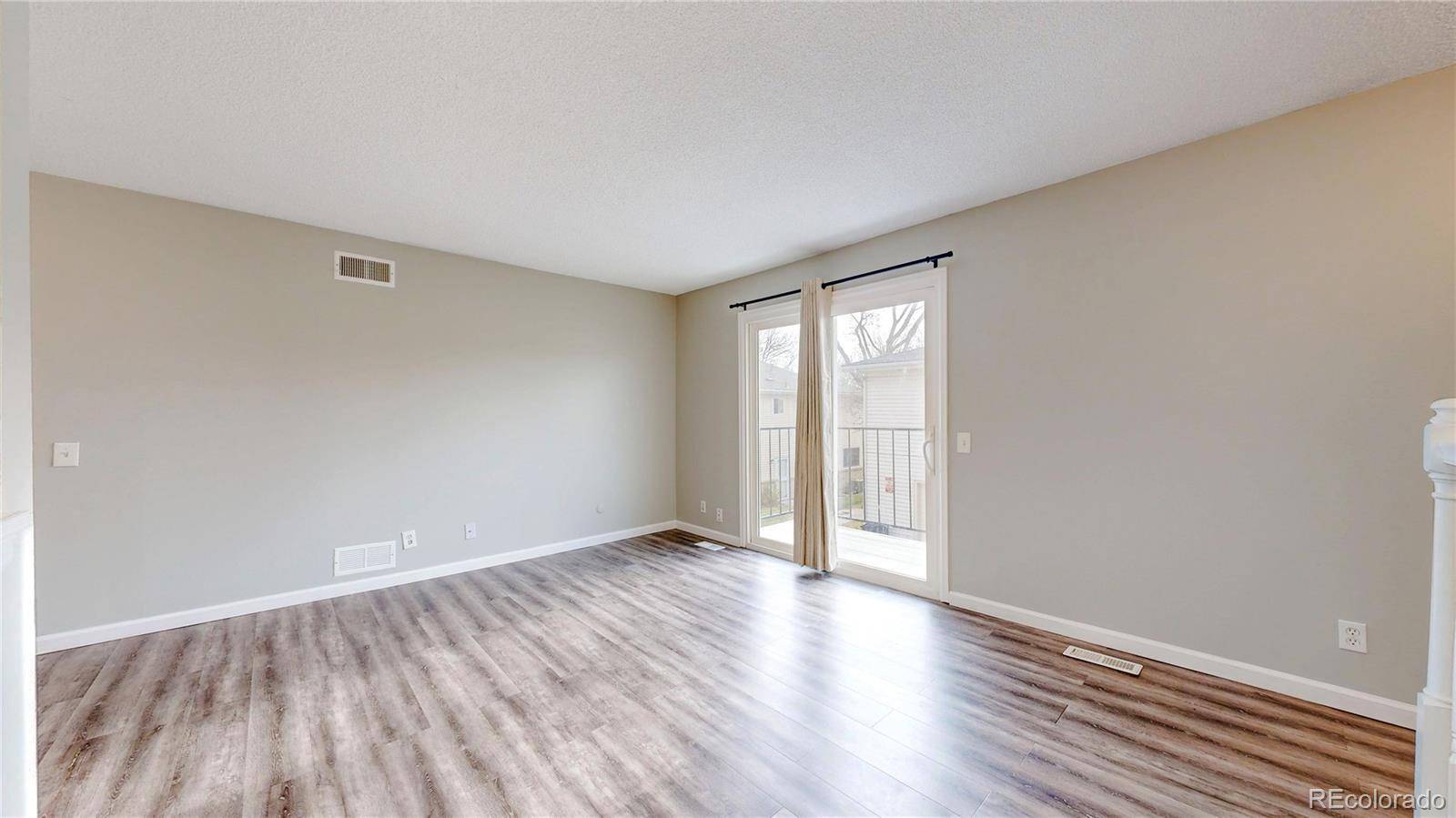 Denver, CO 80237,9195 E Lehigh AVE #144