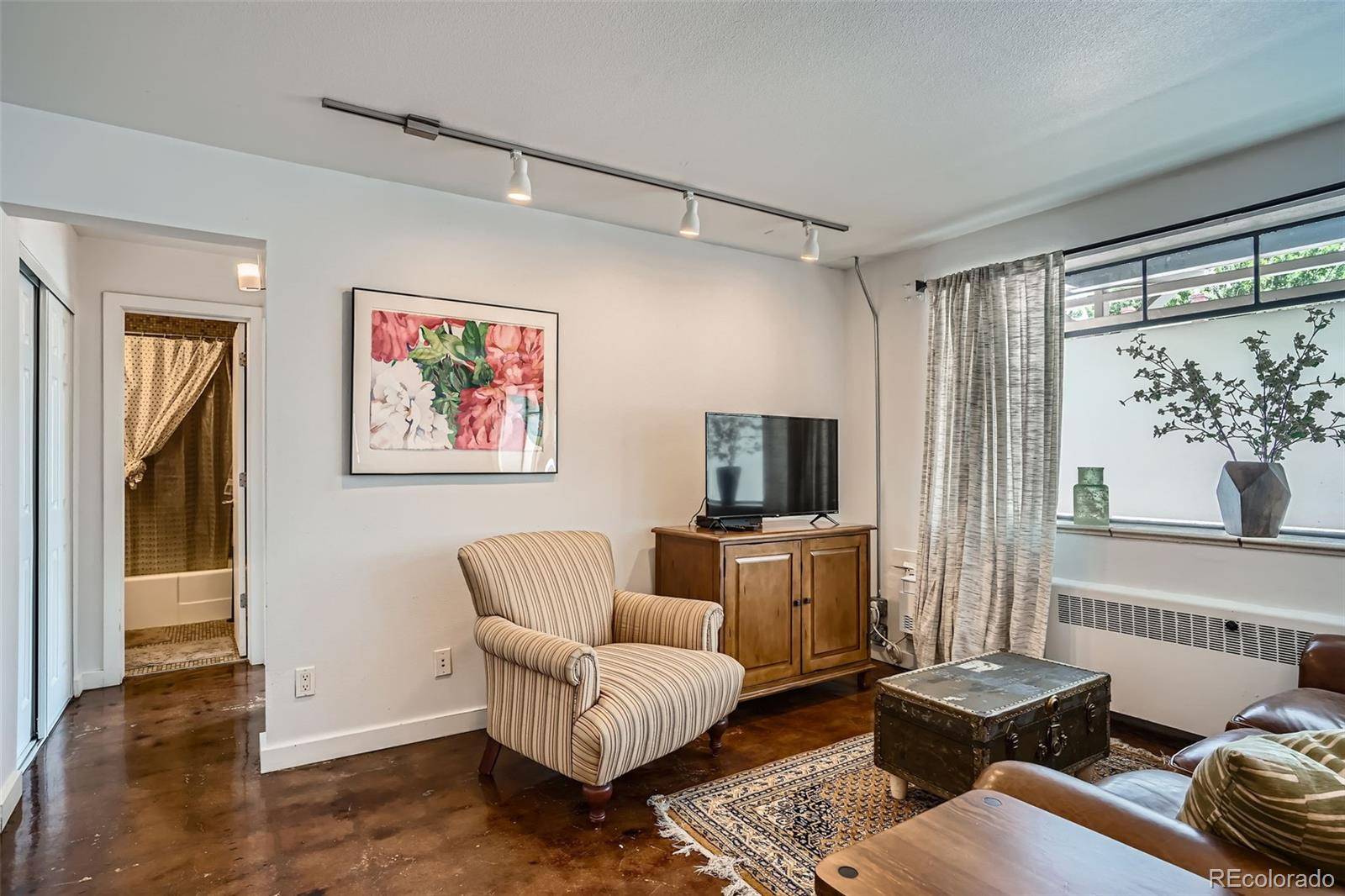 Denver, CO 80203,500 E 11th AVE #205