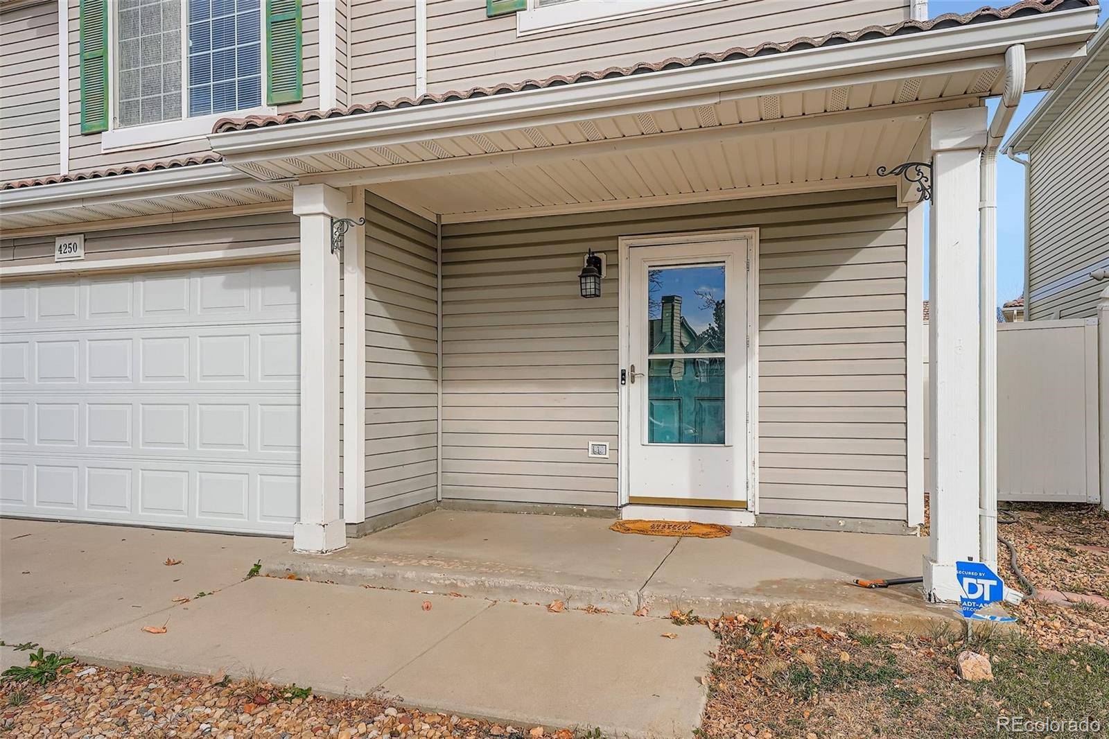 Denver, CO 80249,4250 Perth CIR