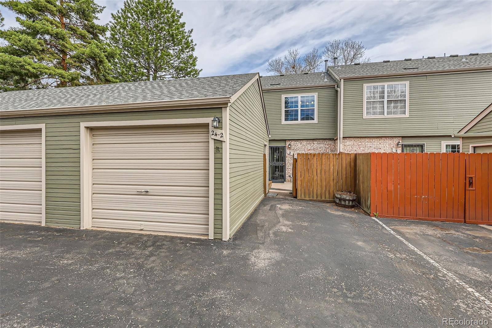 Lakewood, CO 80227,3415 S Ammons ST #24-2