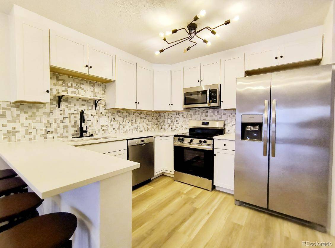 Denver, CO 80224,6960 E Girard AVE #404