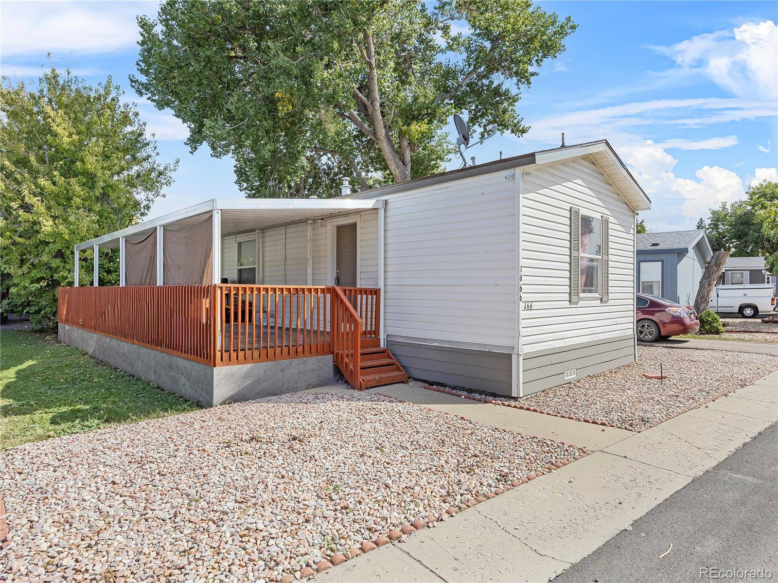 Aurora, CO 80011,1666 Eisenhower WAY