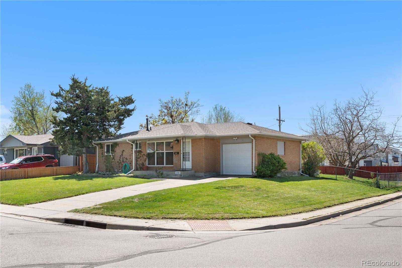 Westminster, CO 80030,2698 Fern DR