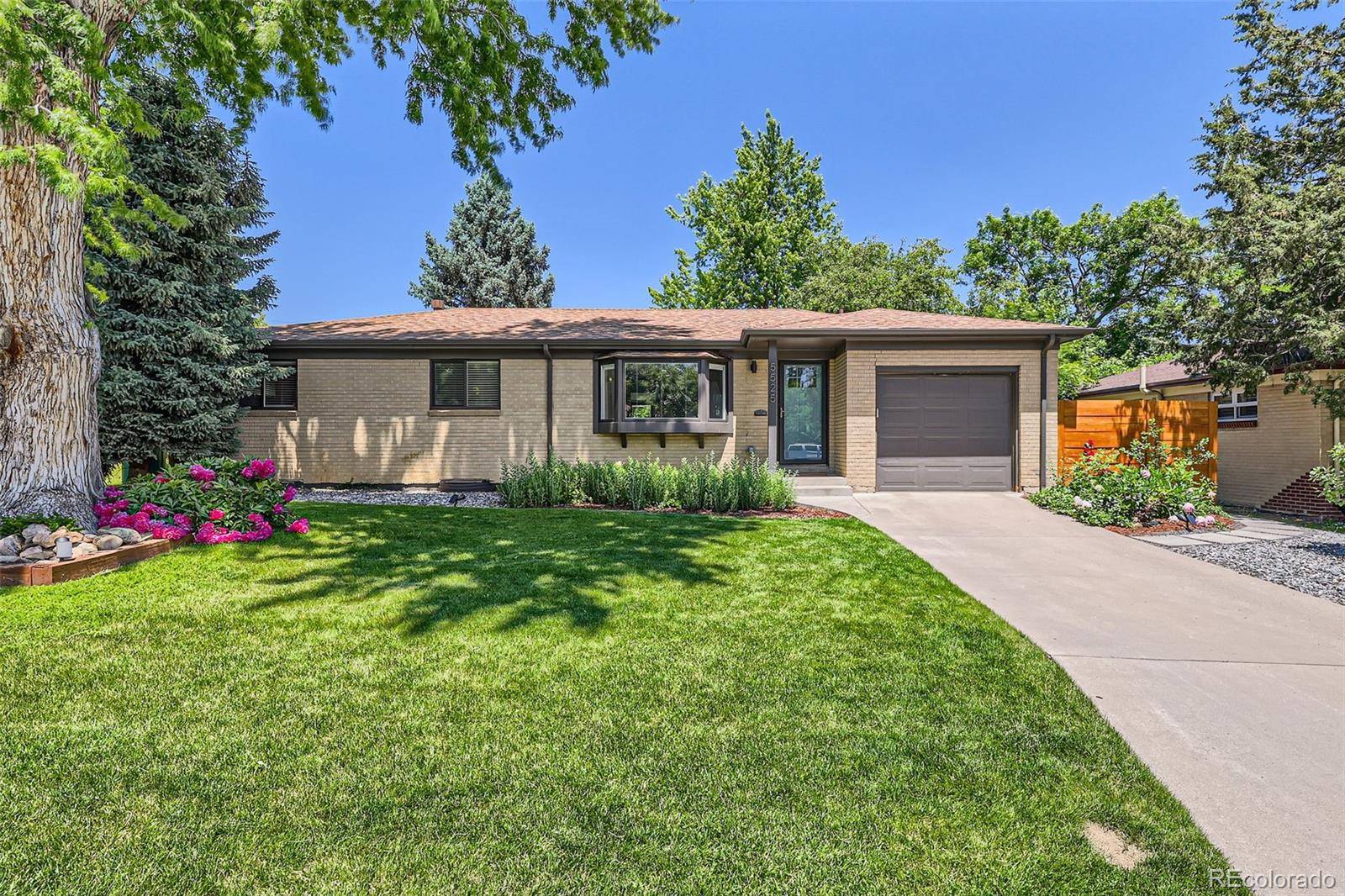 Denver, CO 80222,5525 E Bails DR