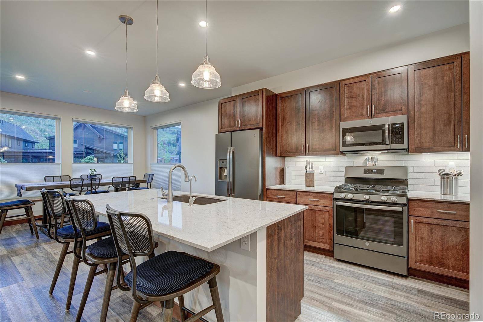 Silverthorne, CO 80498,649 Fly Line DR