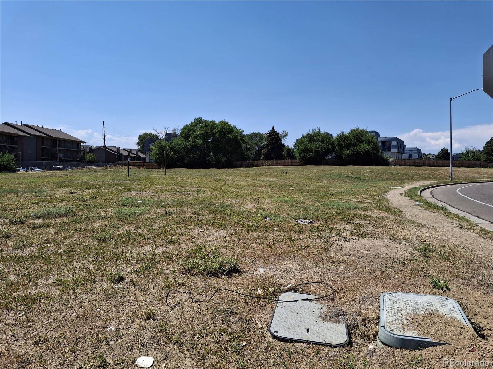 Thornton, CO 80229,400 Russell BLVD