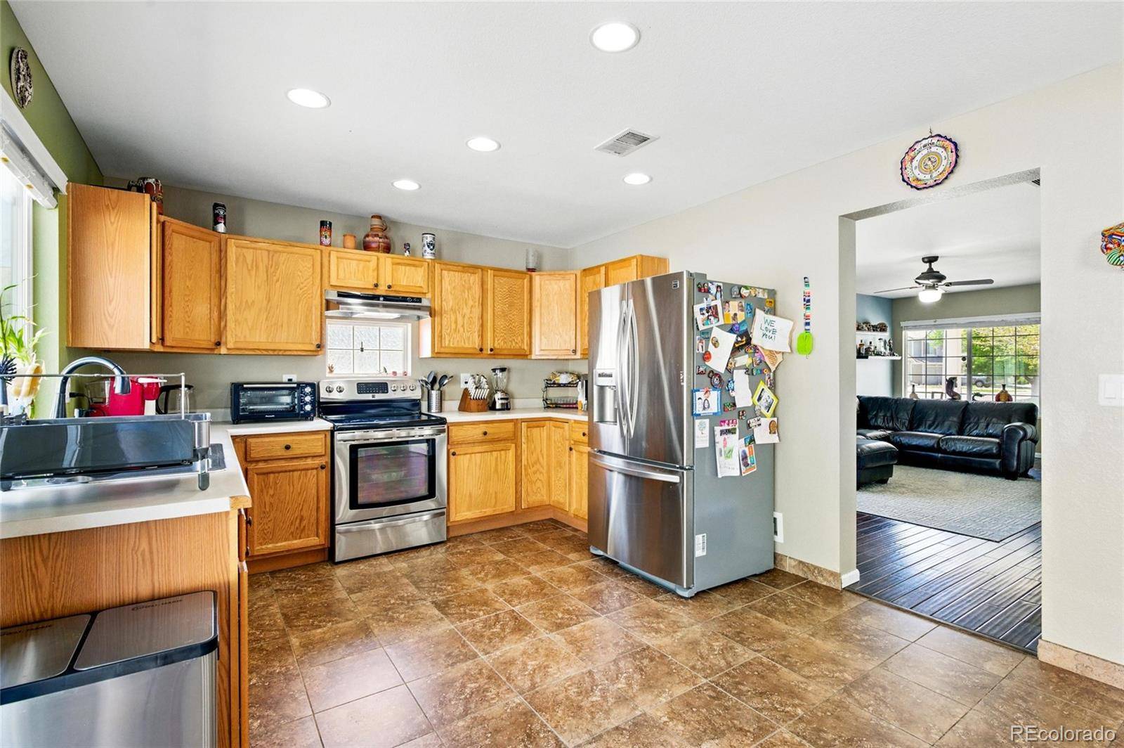 Denver, CO 80249,5552 Odessa ST