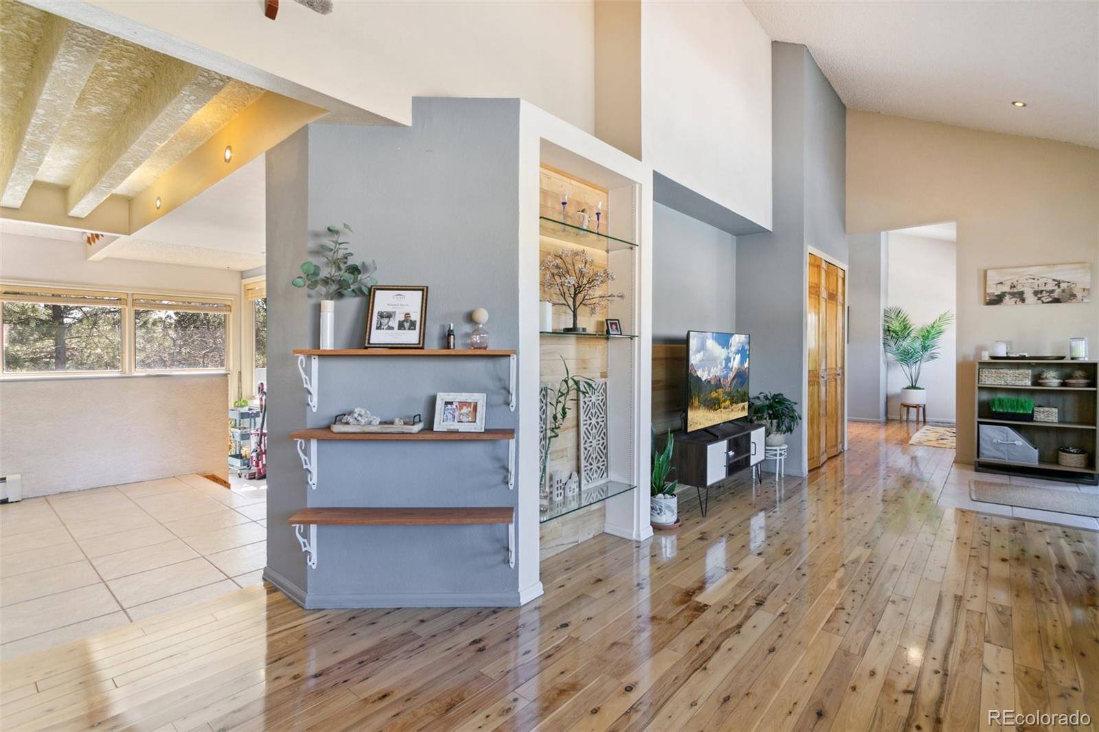 Colorado Springs, CO 80918,1927 Brookdale DR