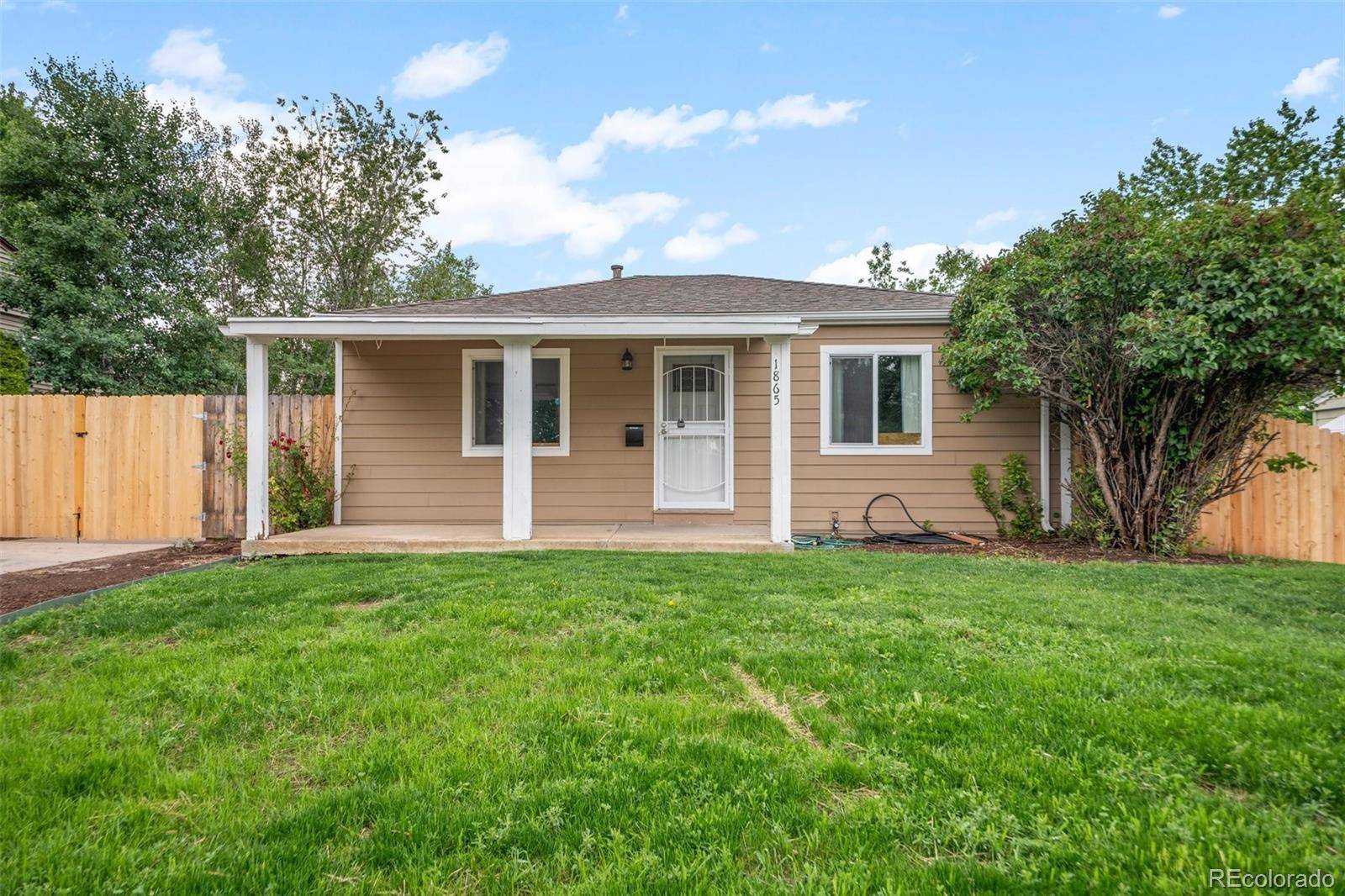 Denver, CO 80219,1865 S Knox CT