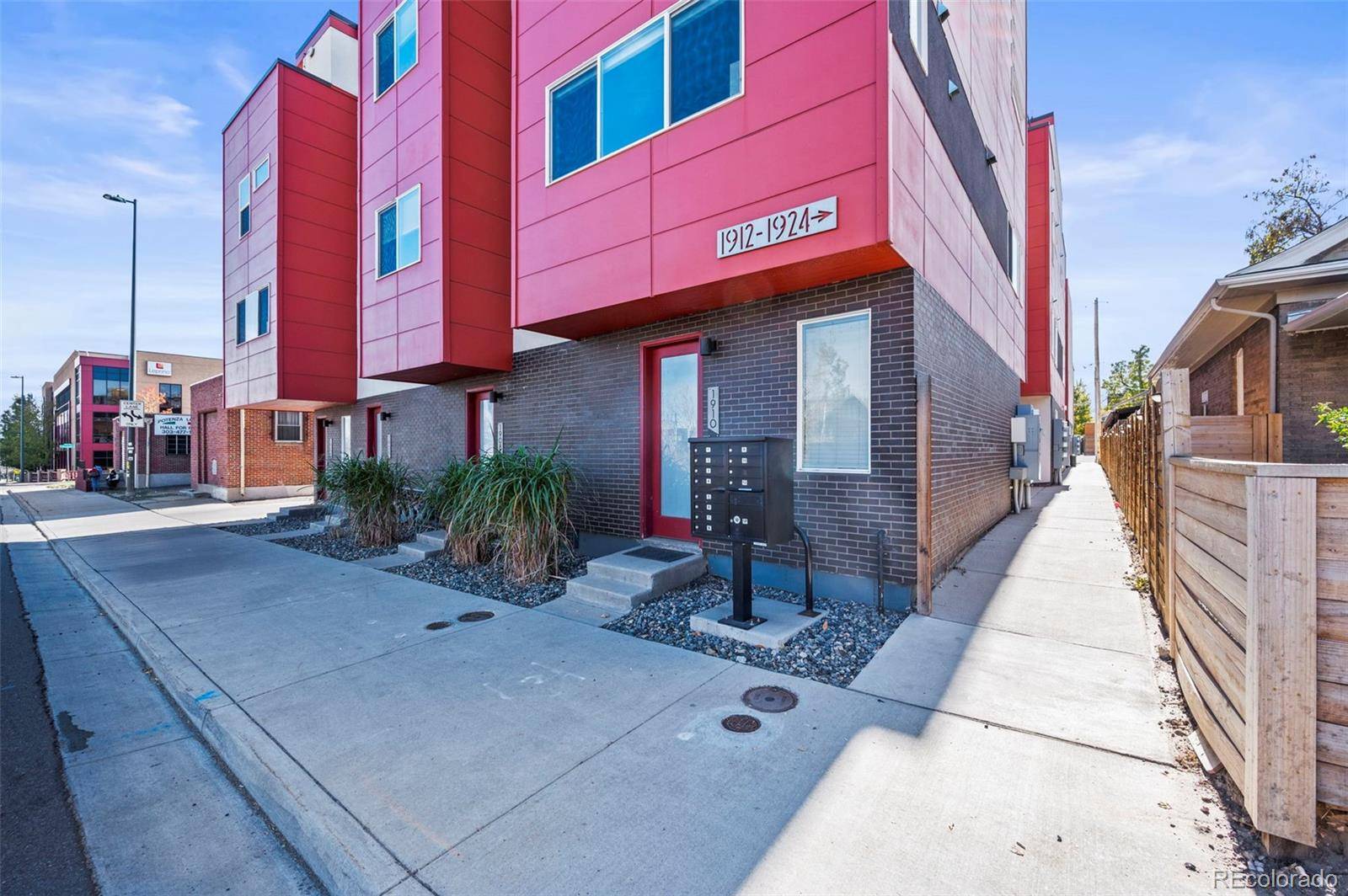 Denver, CO 80211,1914 W 38th AVE