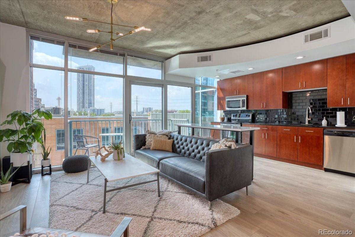 Denver, CO 80202,1700 Bassett ST #412