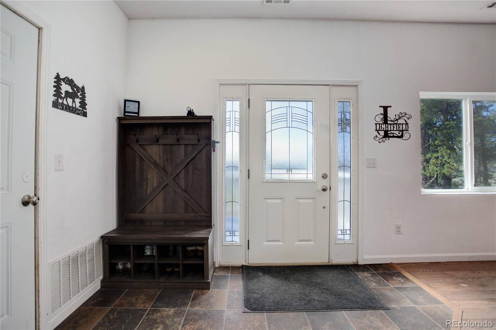 Florissant, CO 80816,777 Deerview DR