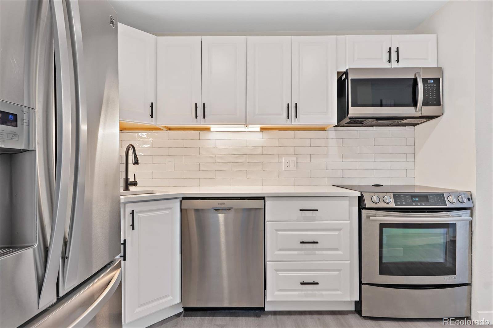 Aurora, CO 80012,165 S Sable BLVD #R14
