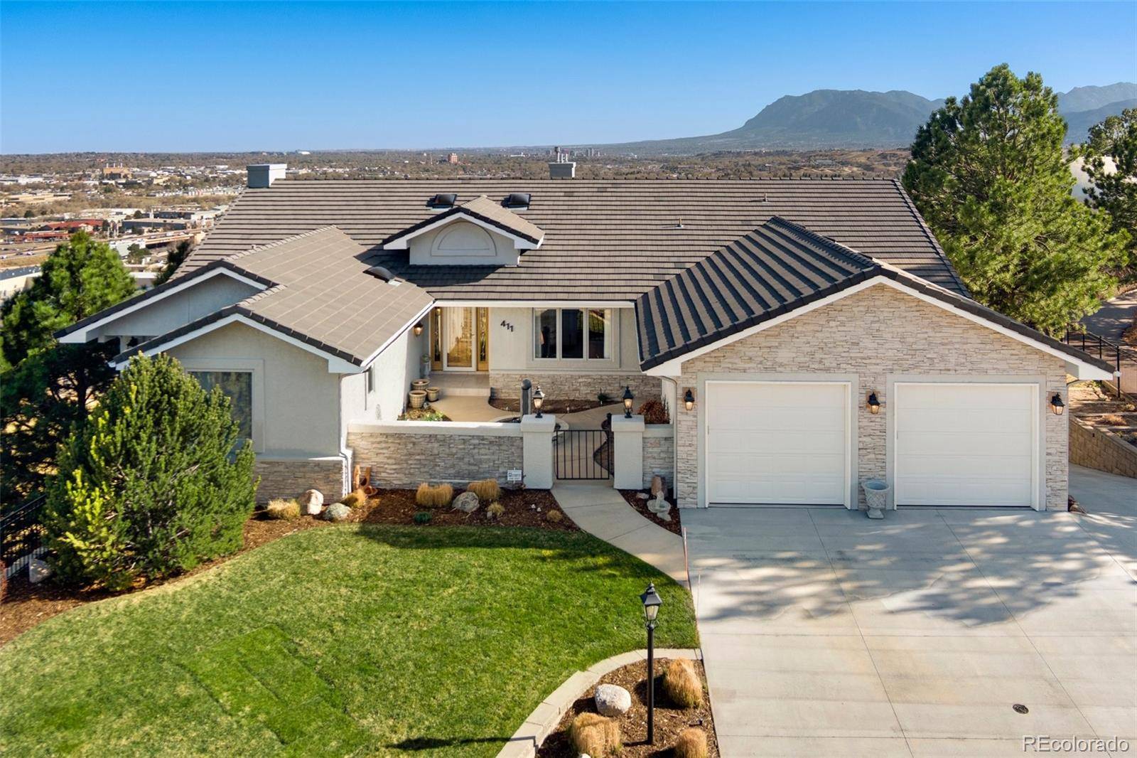 Colorado Springs, CO 80919,411 Sunbird Cliffs LN