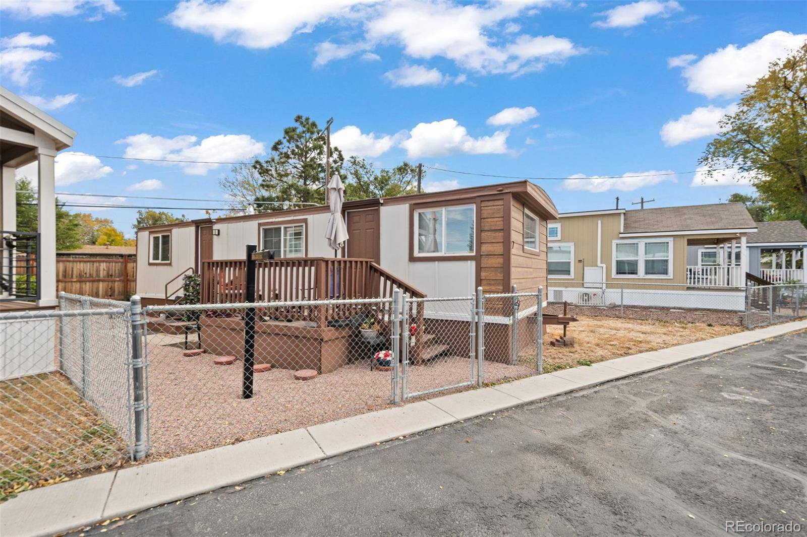 Colorado Springs, CO 80907,720 4th ST